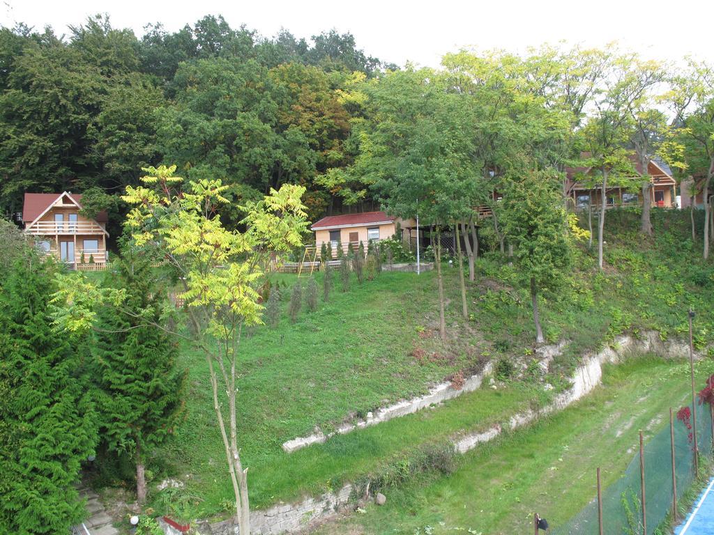 Osrodek Wczasowy Zloty Dab - Domki Miedzyzdroje Exterior foto